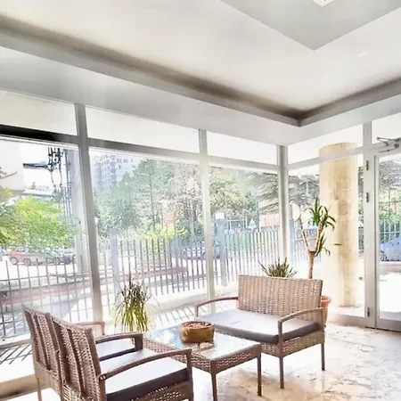 Kaira Homes 2 Apartmán *